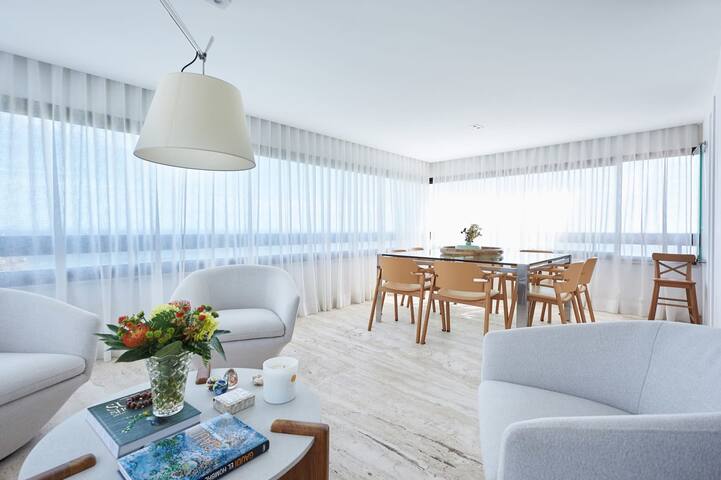 Luxury Ocean View Apartment by Portugal Portfolio gallery image 3