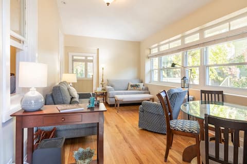 Gather in Spacious 3 Bedroom 2 Bath Retreat