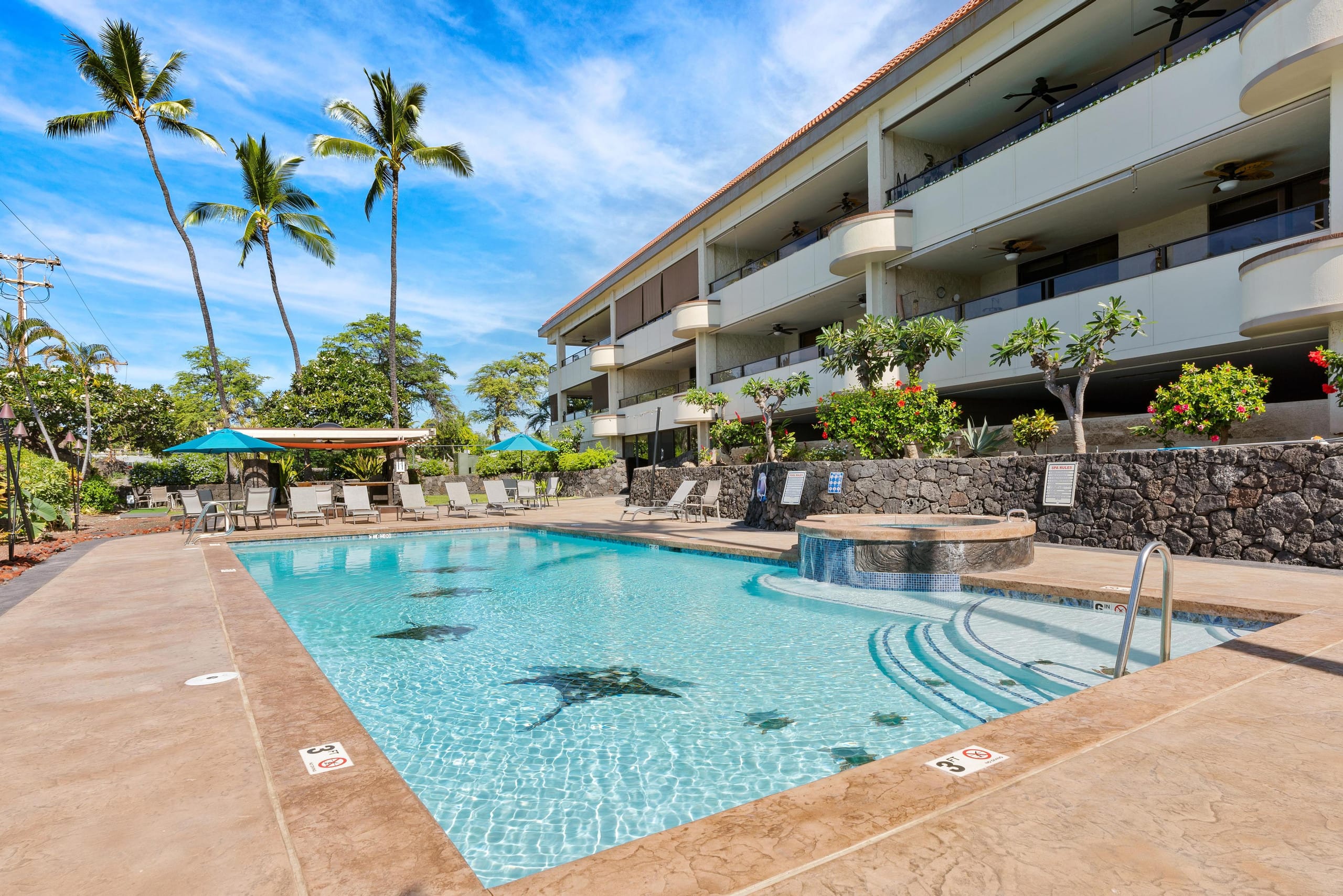 Condo in Kailua-Kona · ★4.85 · 2 bedrooms · 3 beds · 2 baths - Image 35