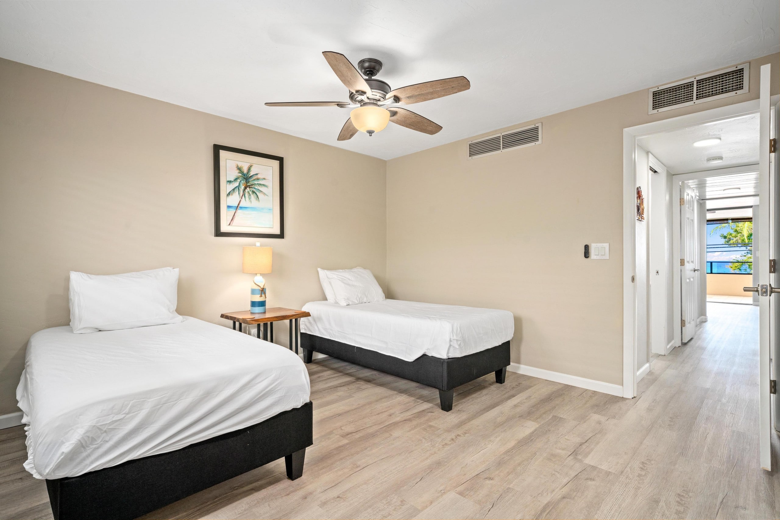 Condo in Kailua-Kona · ★4.85 · 2 bedrooms · 3 beds · 2 baths - Image 22