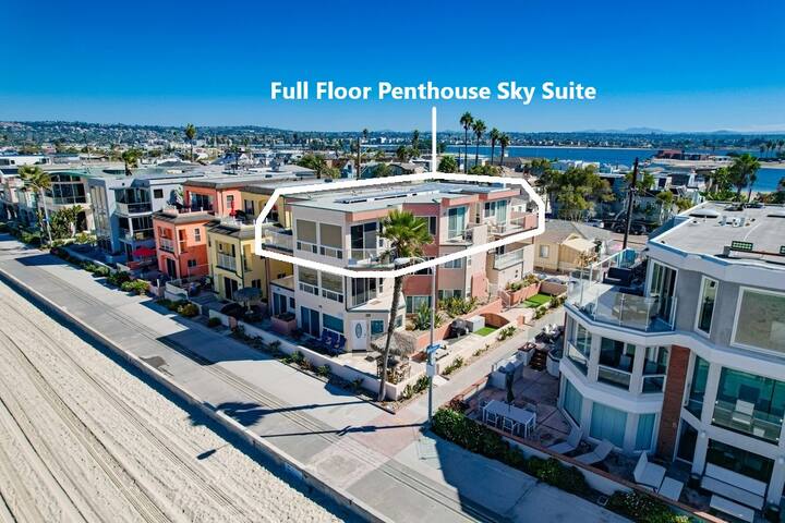 Penthouse Sky Suite * 55’ Ocean Front * 4 Decks gallery image 2