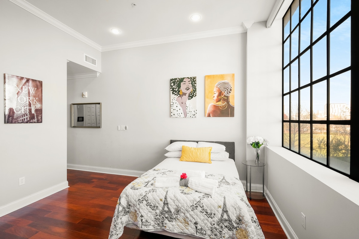 XL Studio - Chic Flat - Rooftop Pool & Gym - Apartments for Rent