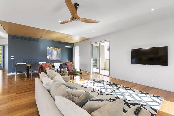 Jewel On Jackson gallery image 5