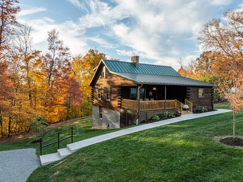 Top Airbnb: Amish Country Cabin w/ Porch & Views in Amish Country / Holmes County