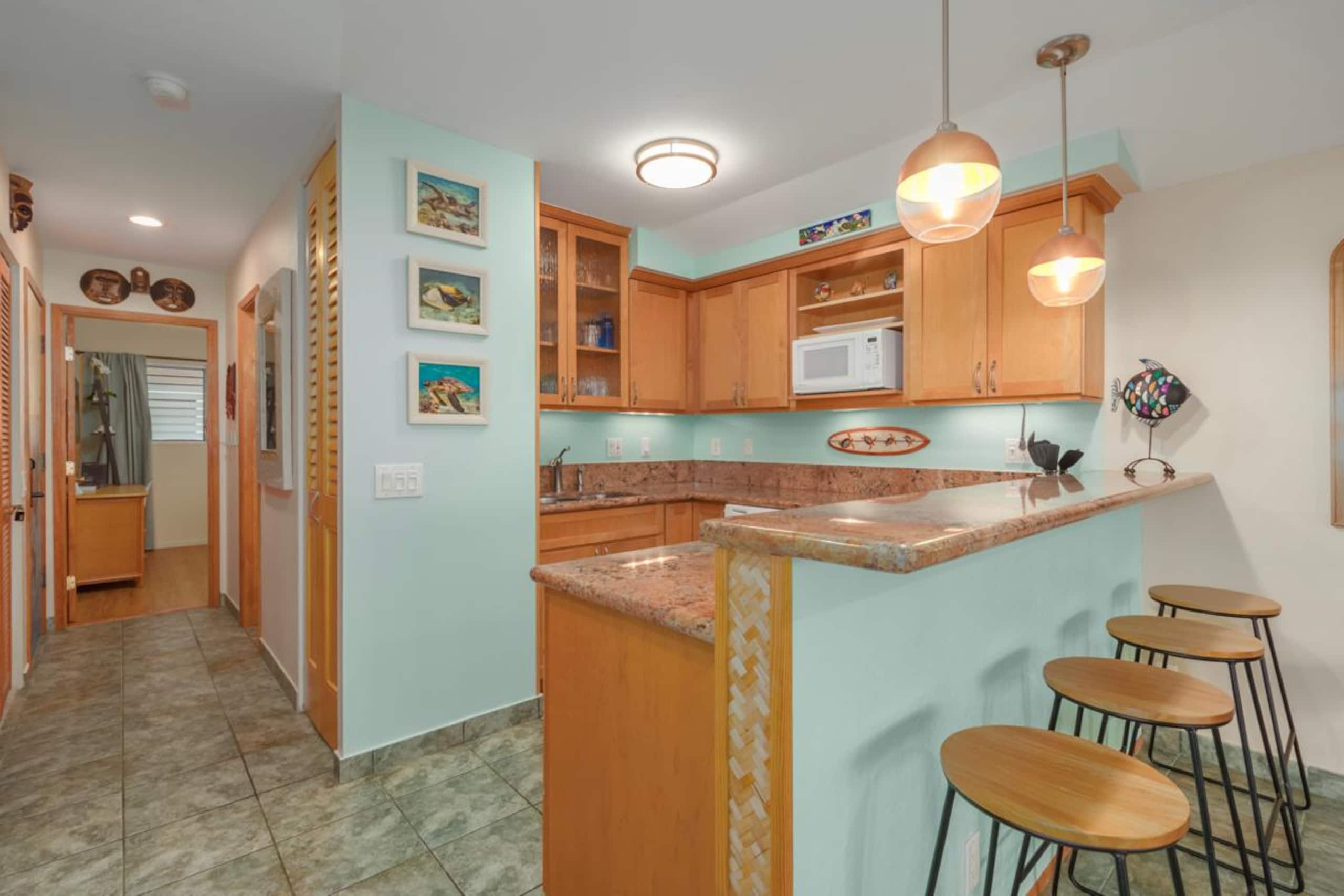 Condo in Kailua-Kona · ★5.0 · 1 bedroom · 2 beds · 1 private bath - Image 5