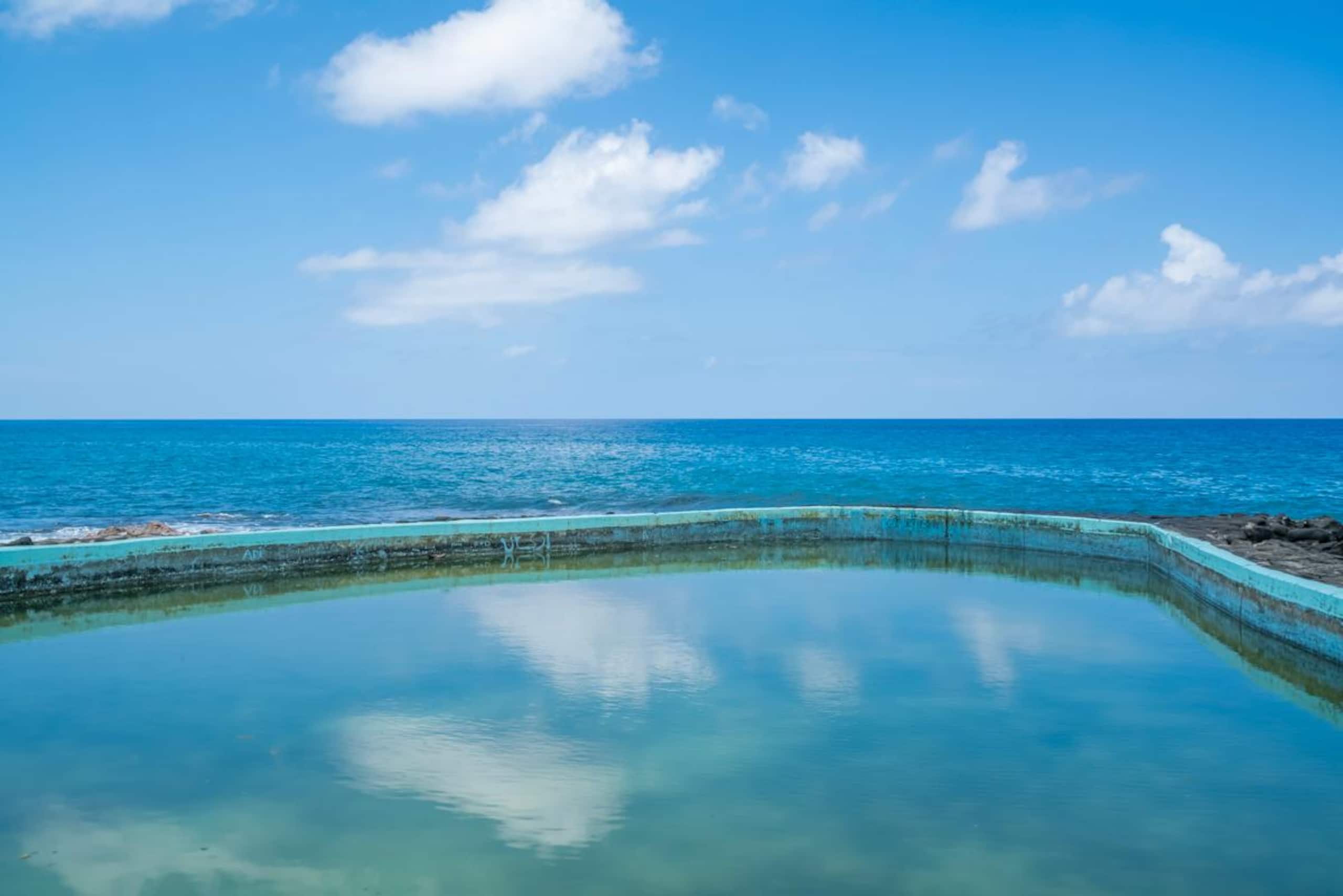 Condo in Kailua-Kona · ★5.0 · 1 bedroom · 2 beds · 1 private bath - Image 21