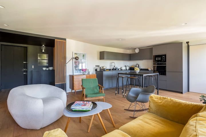 Amazing flat 2 bed rooms downtown