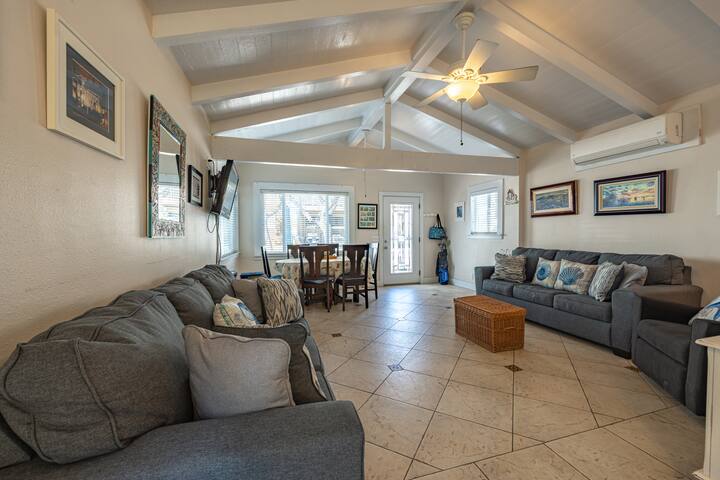 Open floorplan Avalon Home on the ‘flats’ gallery image 2