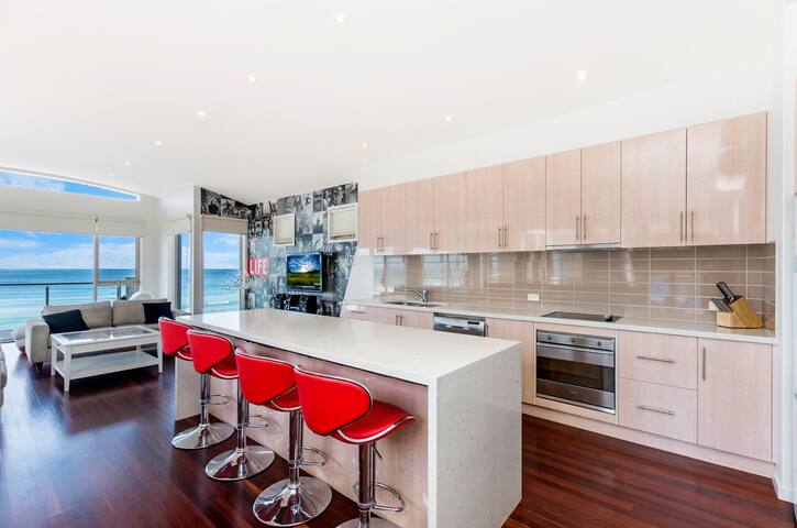 Auldy’s on East Beach gallery image 5