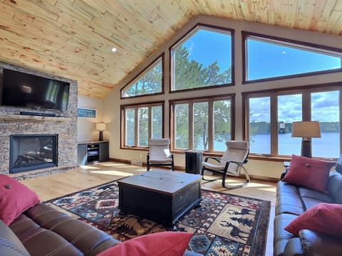 Northwoods WI Lakefront Cabin 6BR on Lake Nokomis