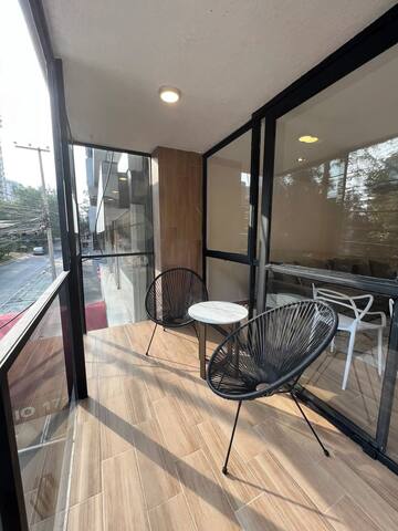 Prime Polanco: WiFi, TVs, Desks, Near Sights gallery image 5