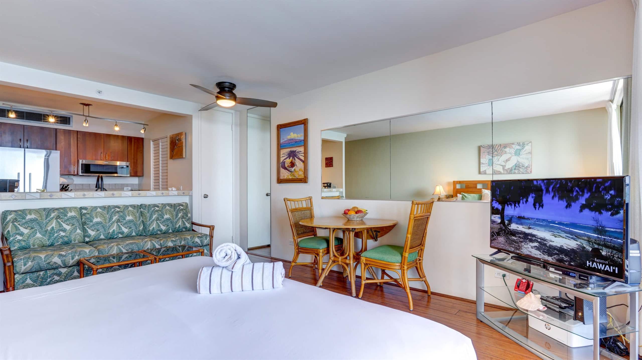 Condo in Lahaina · ★5.0 · Studio · 2 beds · 1 bath - Image 11