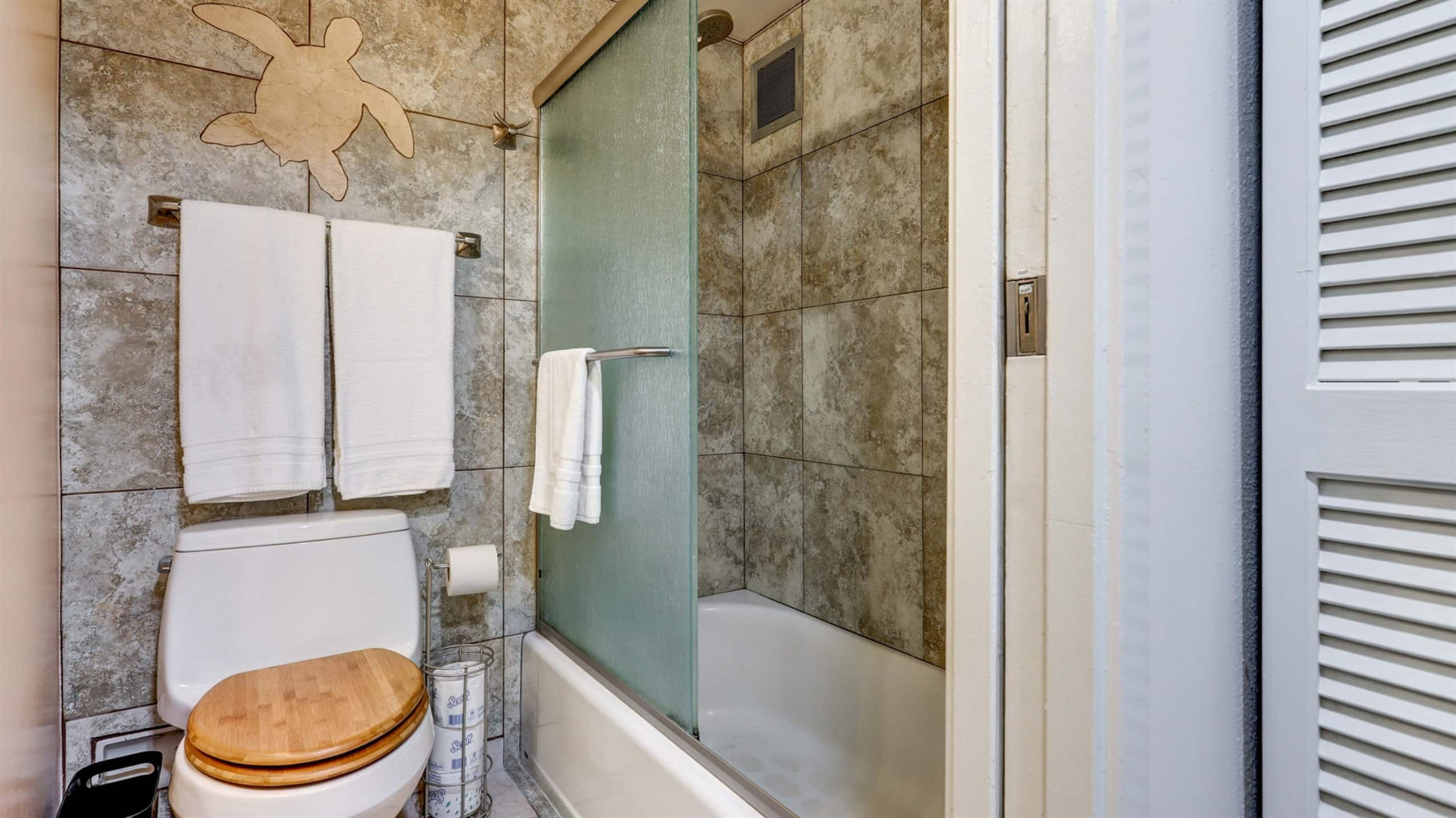 Condo in Lahaina · ★5.0 · Studio · 2 beds · 1 bath - Image 24