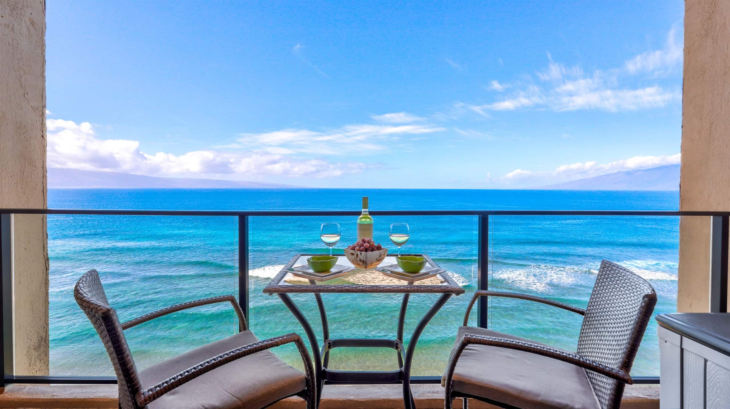Condo in Lahaina · ★5.0 · Studio · 2 beds · 1 bath - Image 2