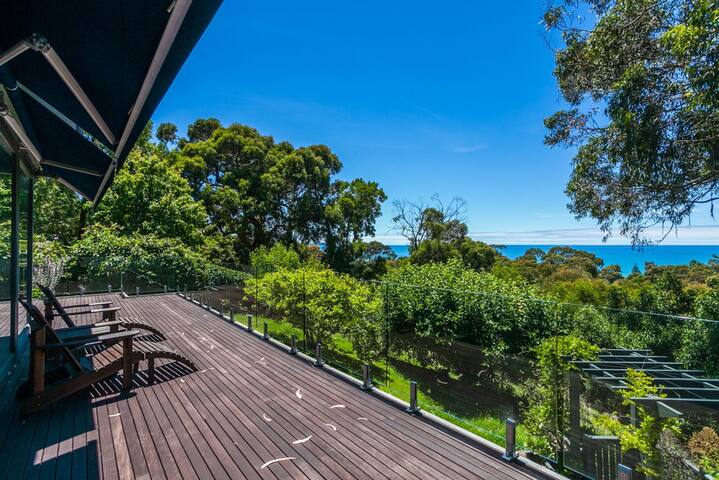 The Grove gallery image 2