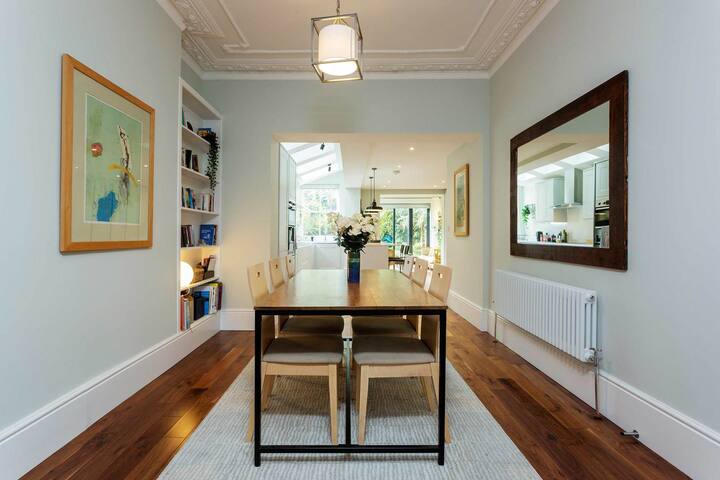 Embassy Elegance by Veeve gallery image 4