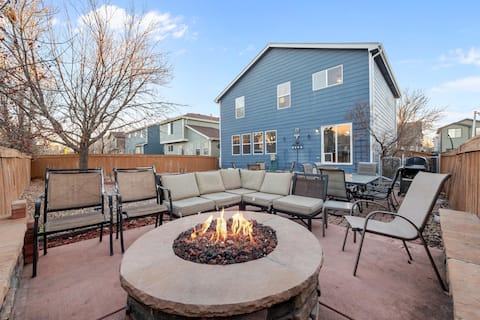 Ideal for Families & Groups | Theatre | Pet Friend