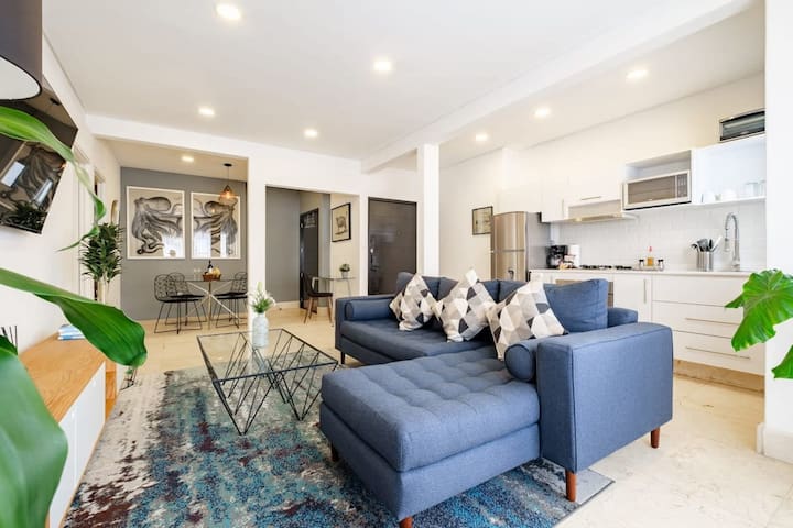 Deluxe 2-Bed Apartment in Polanco w/ Gym & Terrace