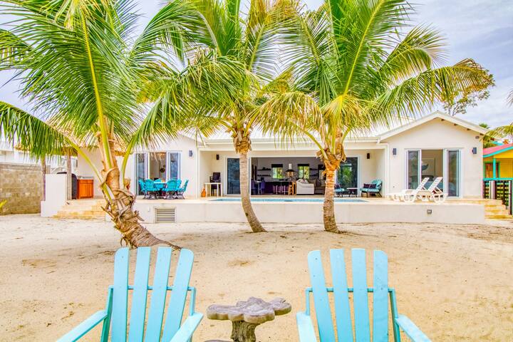 3BR Oceanfront Placencia Peninsula | Private Pool gallery image 5