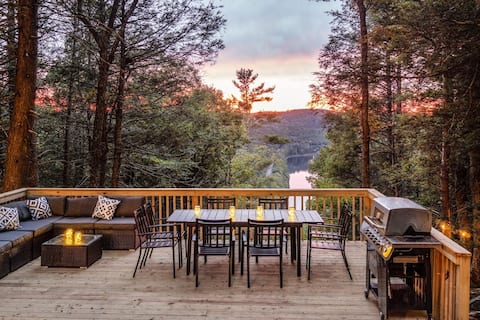 Rivers Ledge Cabin with Sauna and Hot Tub