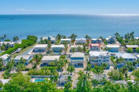 Islamorada Bungalow 2 Bed/1 Bath & Pool Unit 3