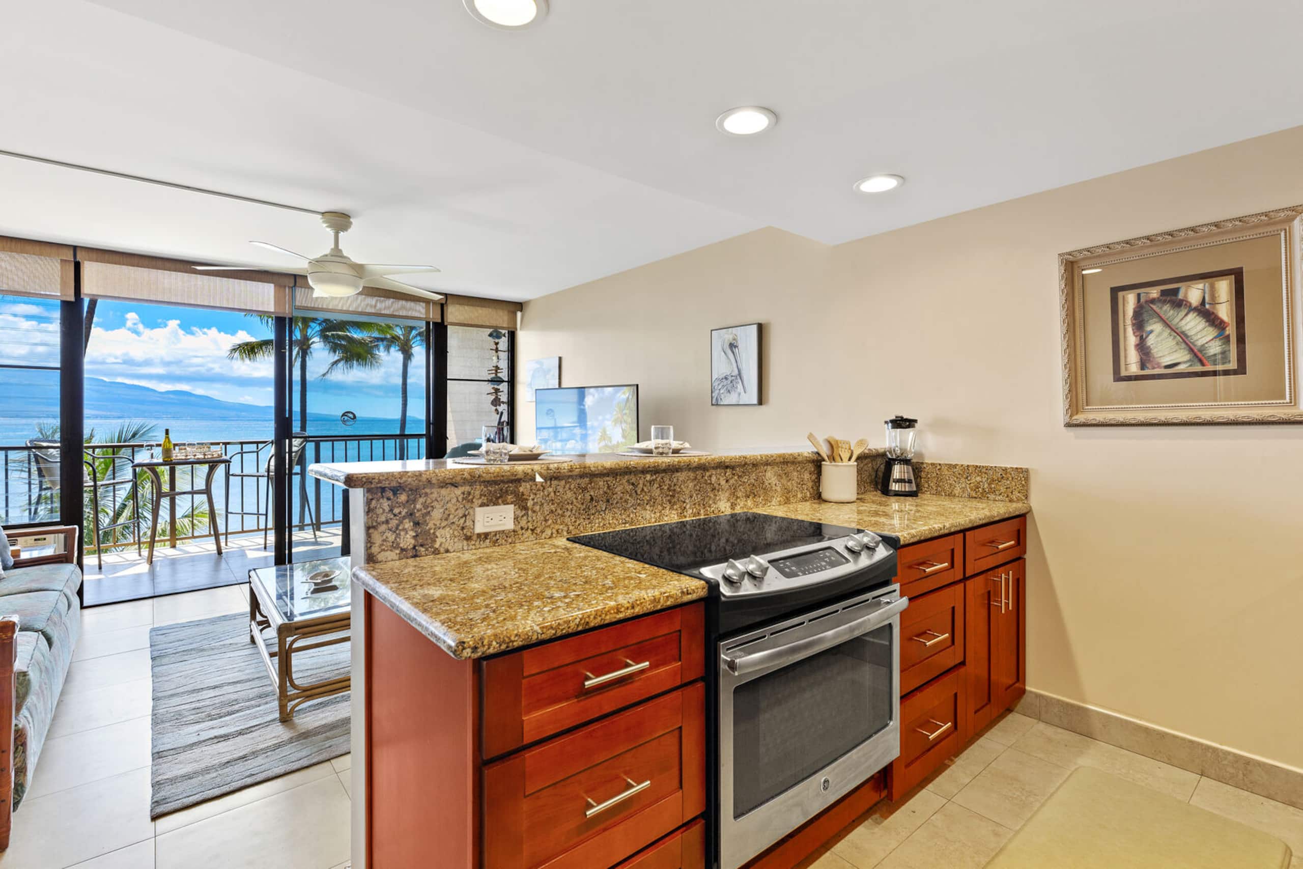 Condo in Wailuku · ★4.86 · 1 bedroom · 2 beds · 1 private bath - Image 13