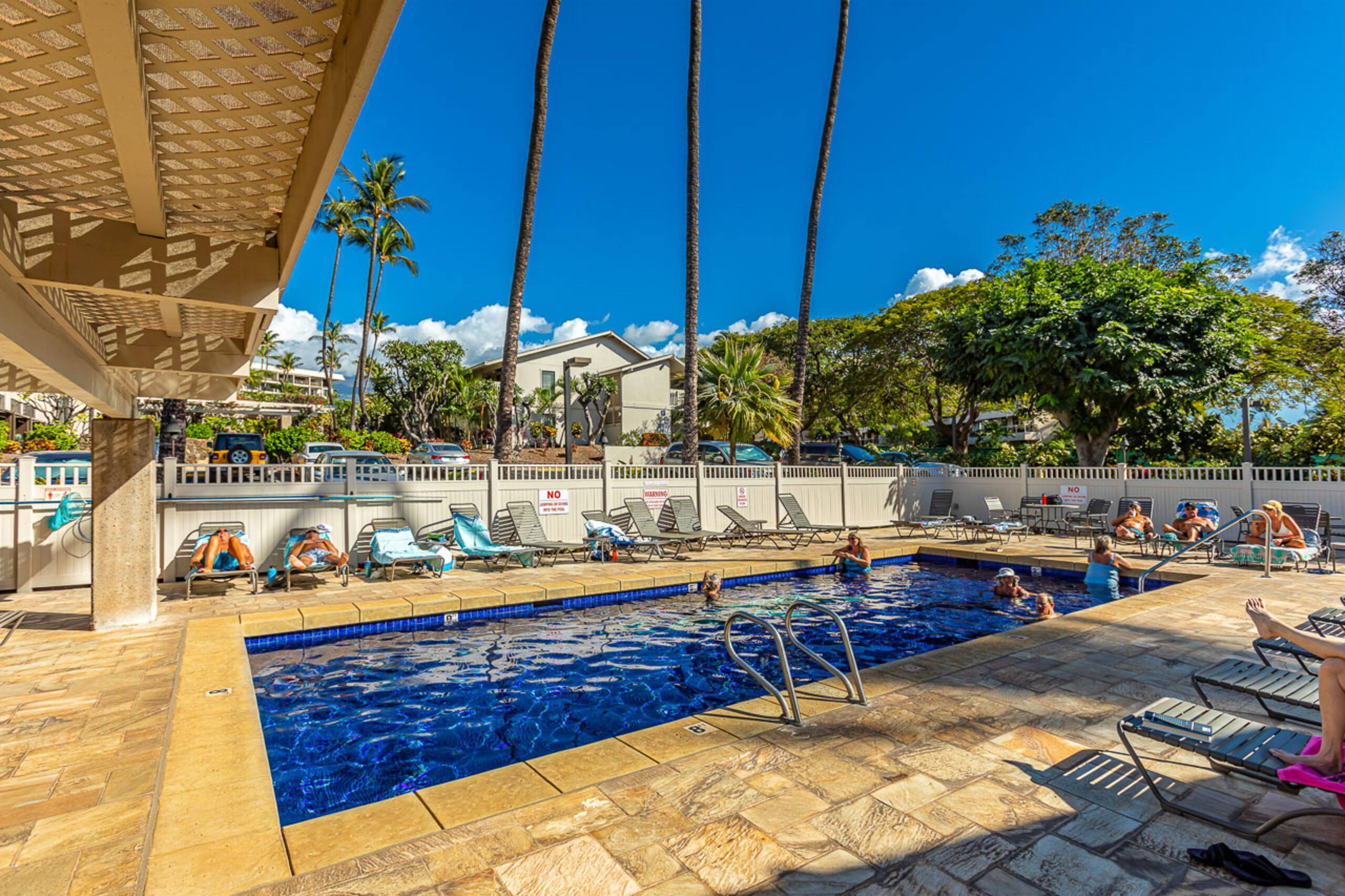 Condo in Kihei · ★4.71 · 1 bedroom · 2 beds · 1 shared bath - Image 25