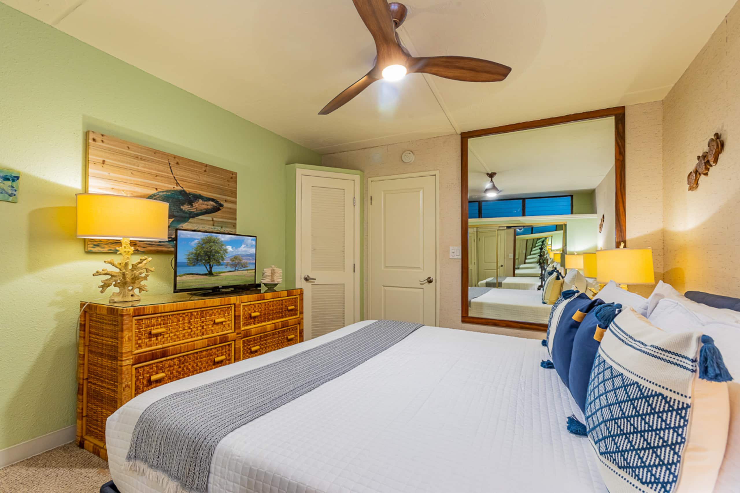 Condo in Kihei · ★4.71 · 1 bedroom · 2 beds · 1 shared bath - Image 18