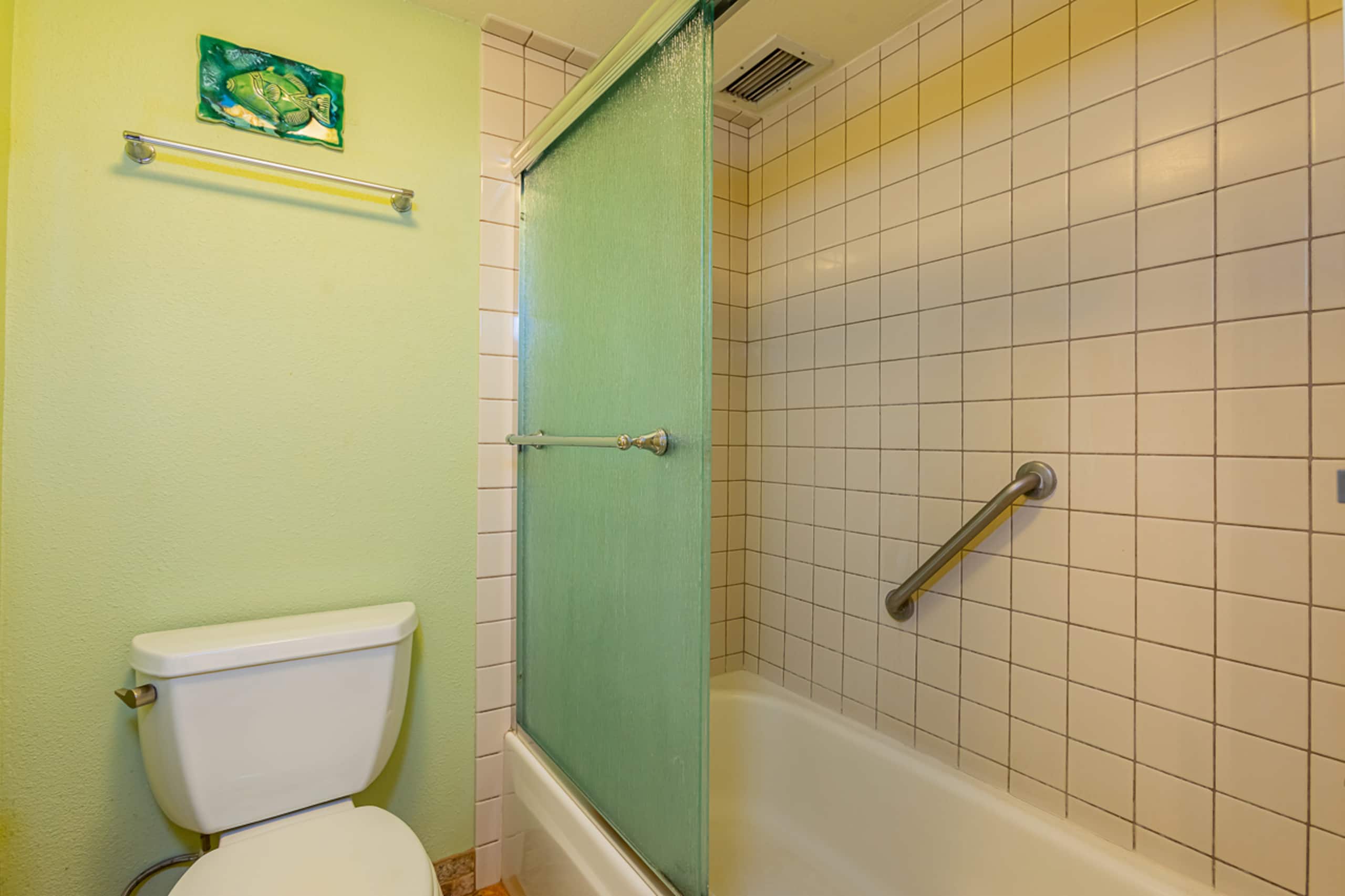 Condo in Kihei · ★4.71 · 1 bedroom · 2 beds · 1 shared bath - Image 20