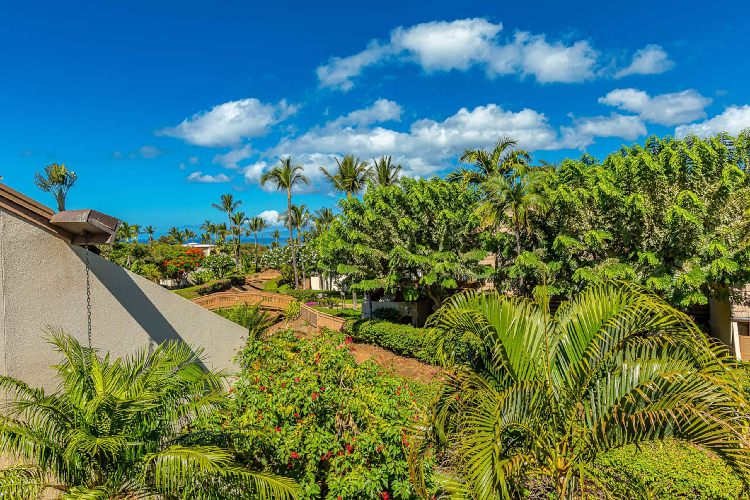 Condo in Kihei · ★4.74 · 2 bedrooms · 4 beds · 2 shared baths - Image 41