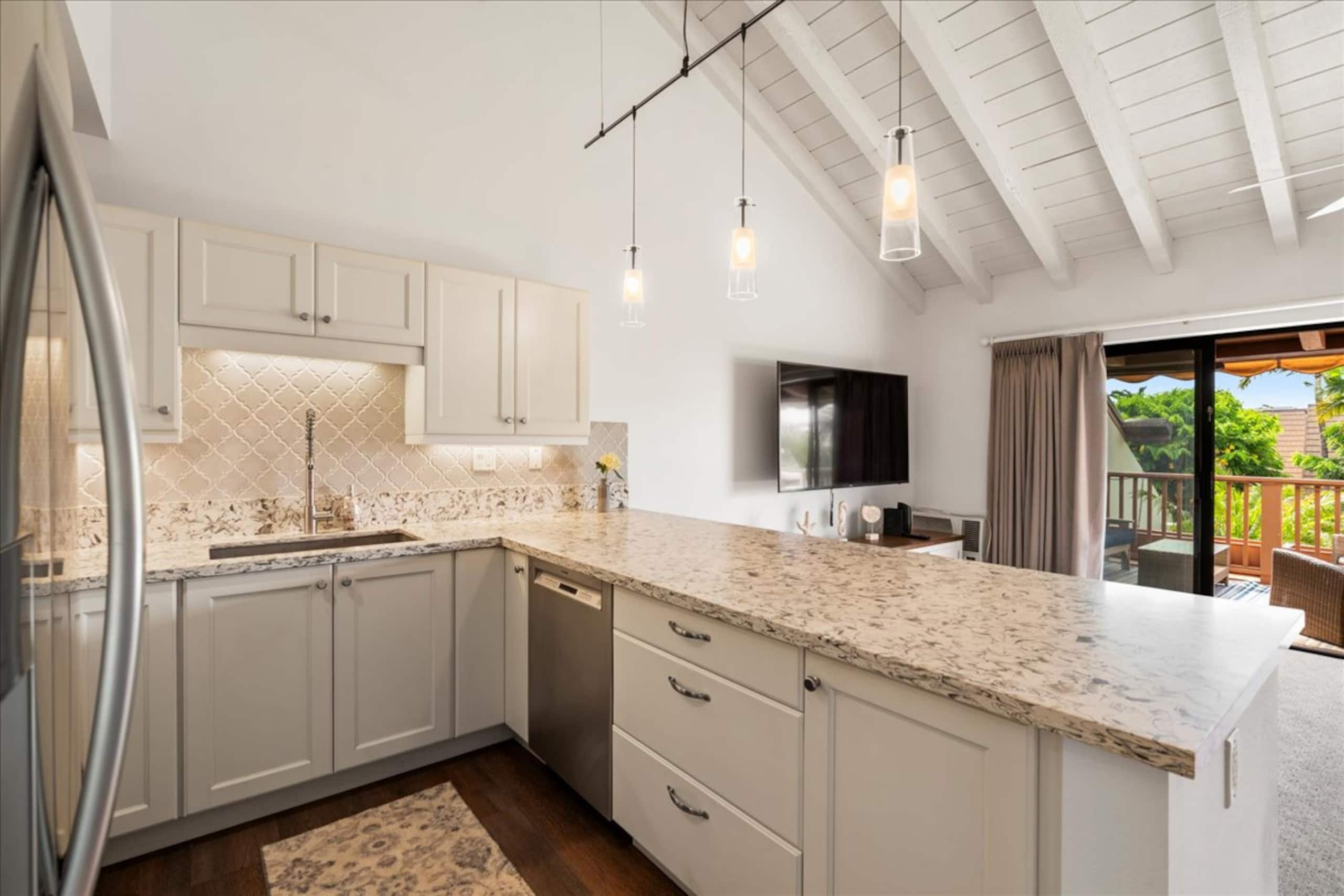 Condo in Kihei · ★4.74 · 2 bedrooms · 4 beds · 2 shared baths - Image 7
