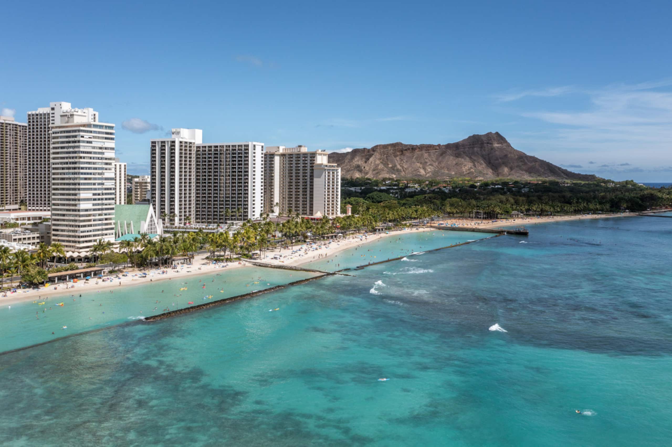 Condo in Honolulu · ★4.76 · 1 bedroom · 1 bed · 1 shared bath - Image 37