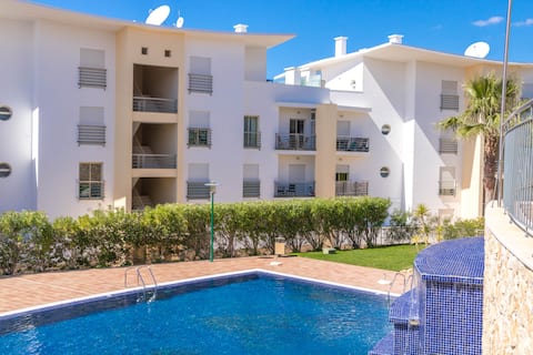 #004 Encosta Apartment | Pool & Relax Area