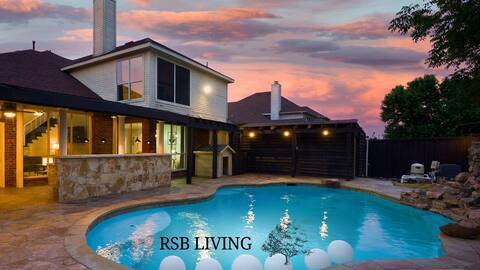 Prestigious 5BR/3.5B Home with Pool, Sauna, Game R