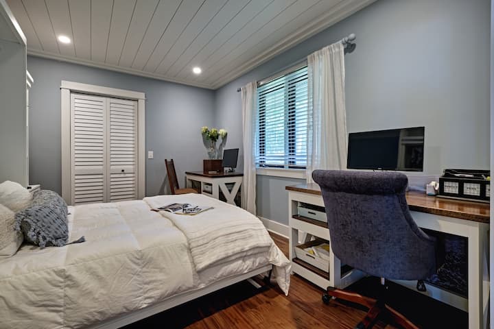 Ured s spuštenim krevetom Murphy