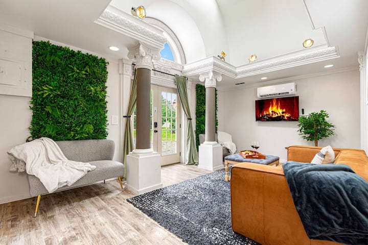 15-metrové stropy, luxusný dizajn! 