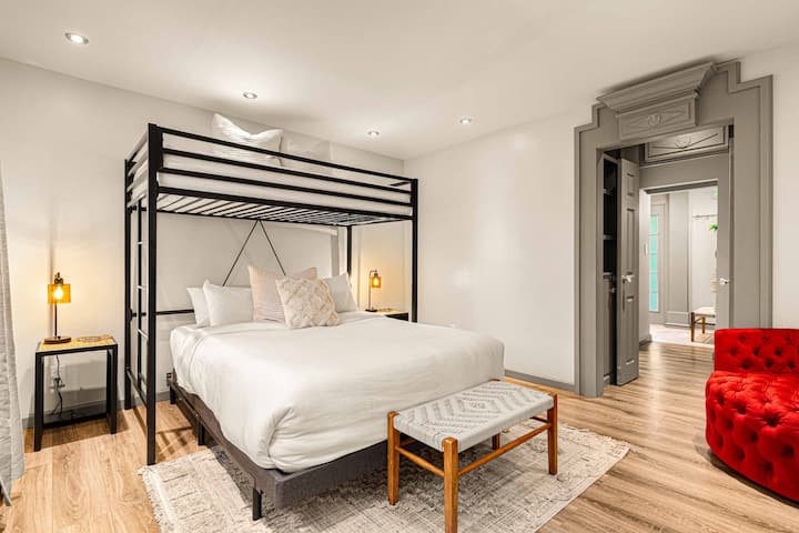 Spálňa 3 + WC s umývadlom