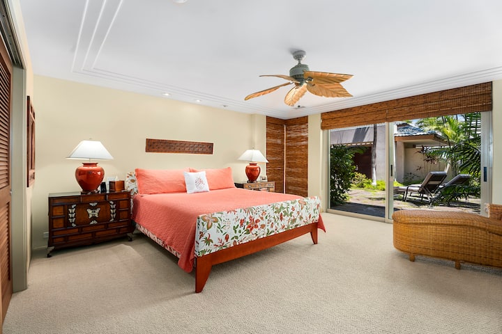 Chambre au rez-de-chaussée équipée d'un lit King Size