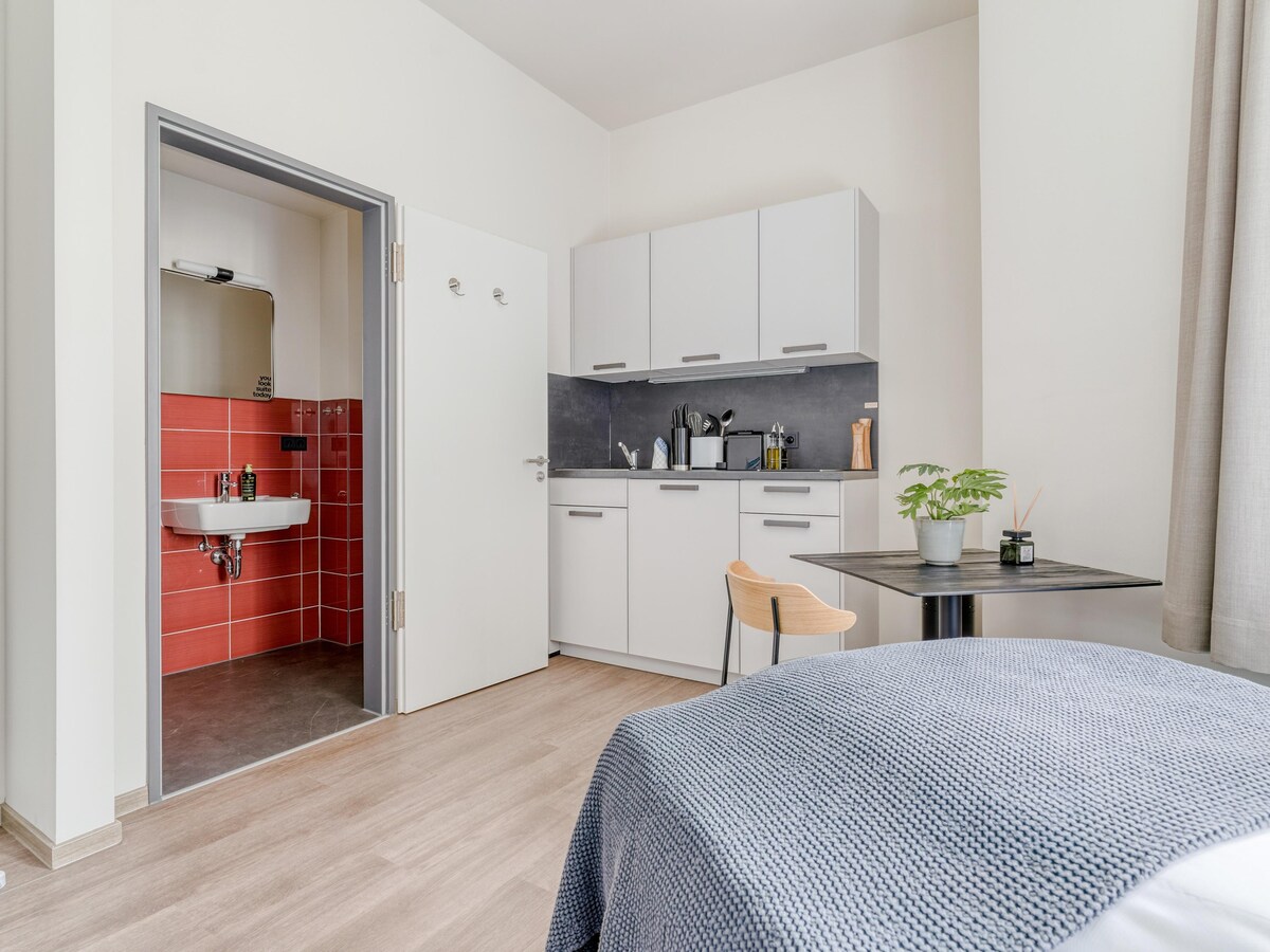 Erfolgreiche Airbnb-Immobilie: limehome Leipzig Oelßner's Hof | Single Suite in Zentrum