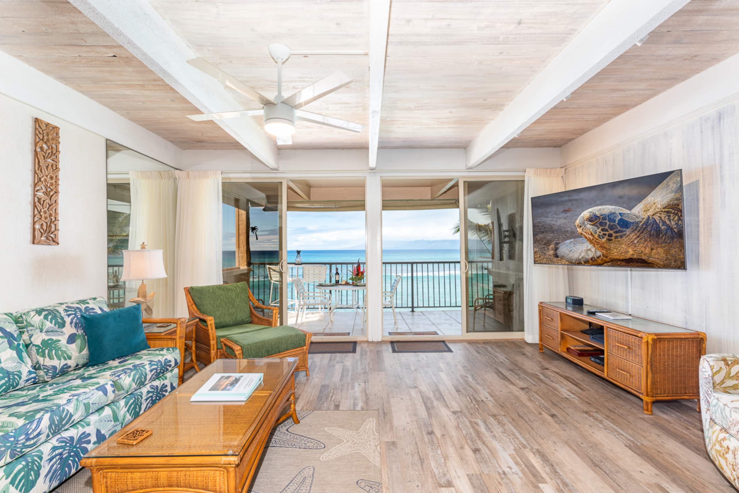 Condo in Lahaina · ★5.0 · 2 bedrooms · 3 beds · 2 baths - Image 2