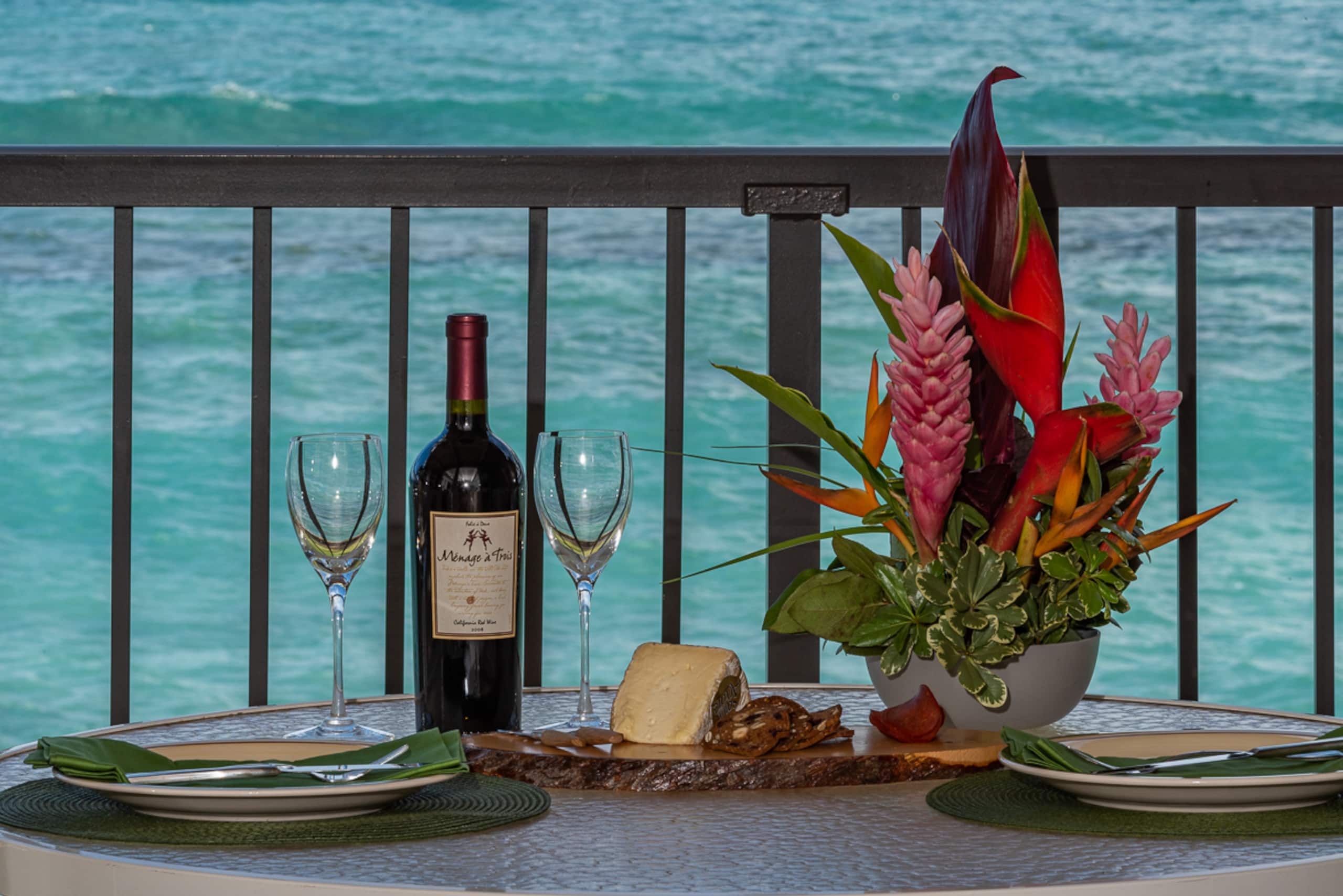 Condo in Lahaina · ★5.0 · 2 bedrooms · 3 beds · 2 baths - Image 32
