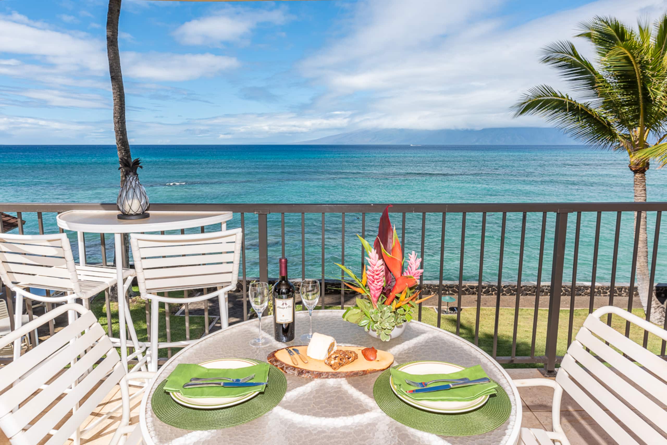 Condo in Lahaina · ★5.0 · 2 bedrooms · 3 beds · 2 baths - Image 1