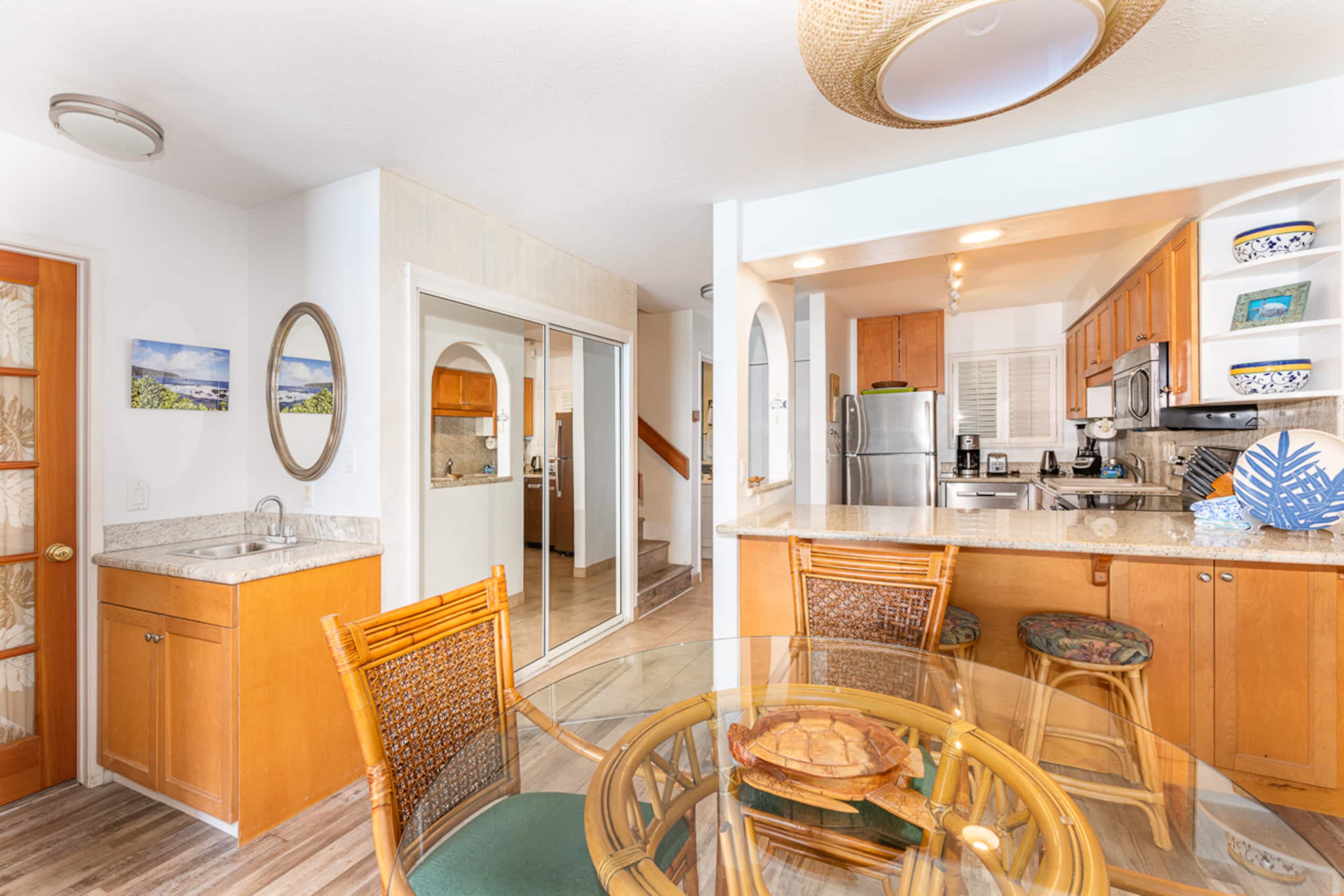 Condo in Lahaina · ★5.0 · 2 bedrooms · 3 beds · 2 baths - Image 12