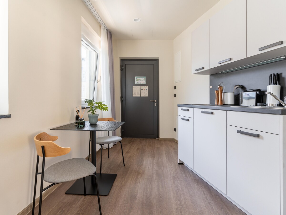 Successful Airbnb property: Leipzig Oelßner's Hof | XL Suite + sep. kitchen in Zentrum
