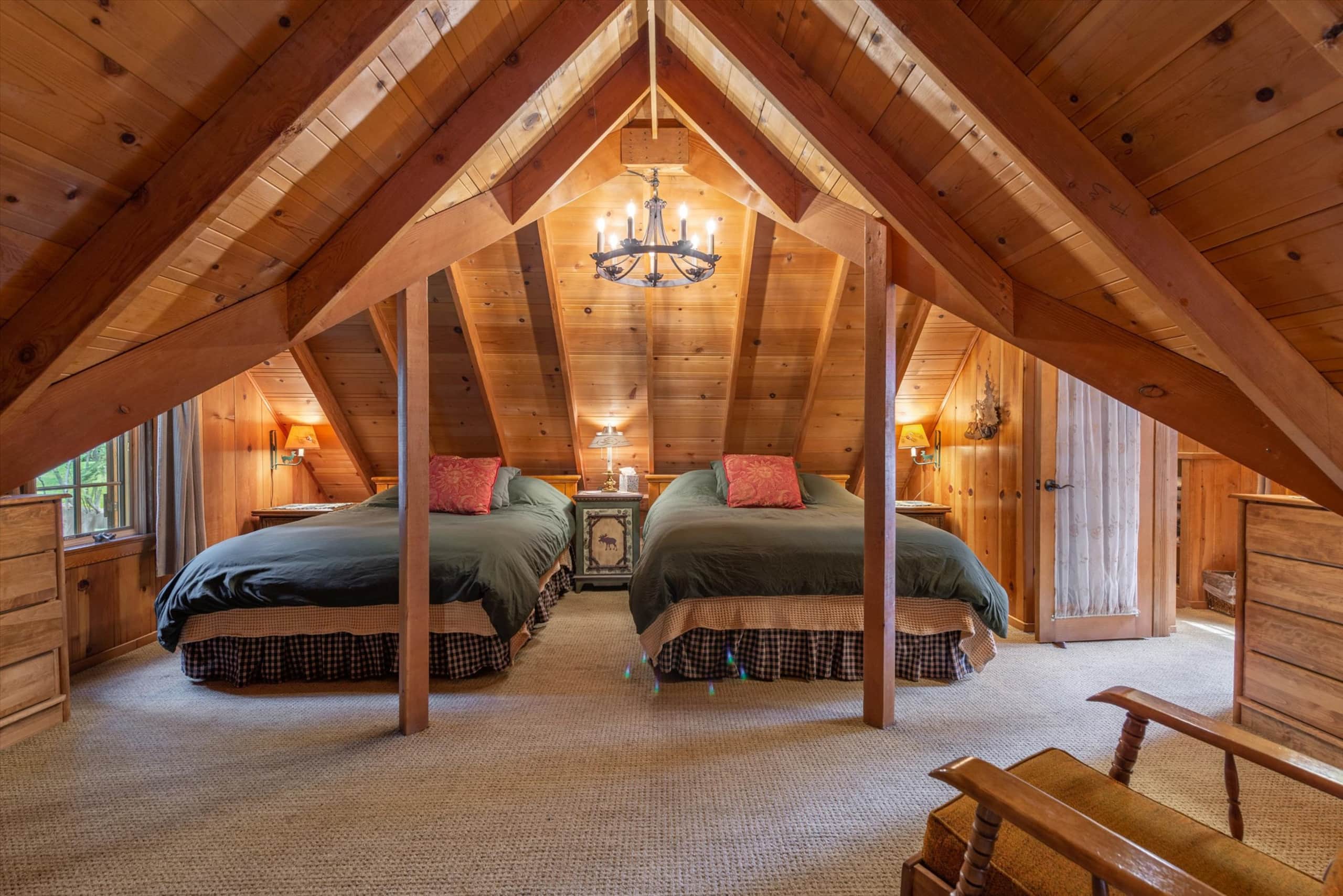 Classic Tahoe Log Cabin Near Lake + Hot Tub - Photo 14