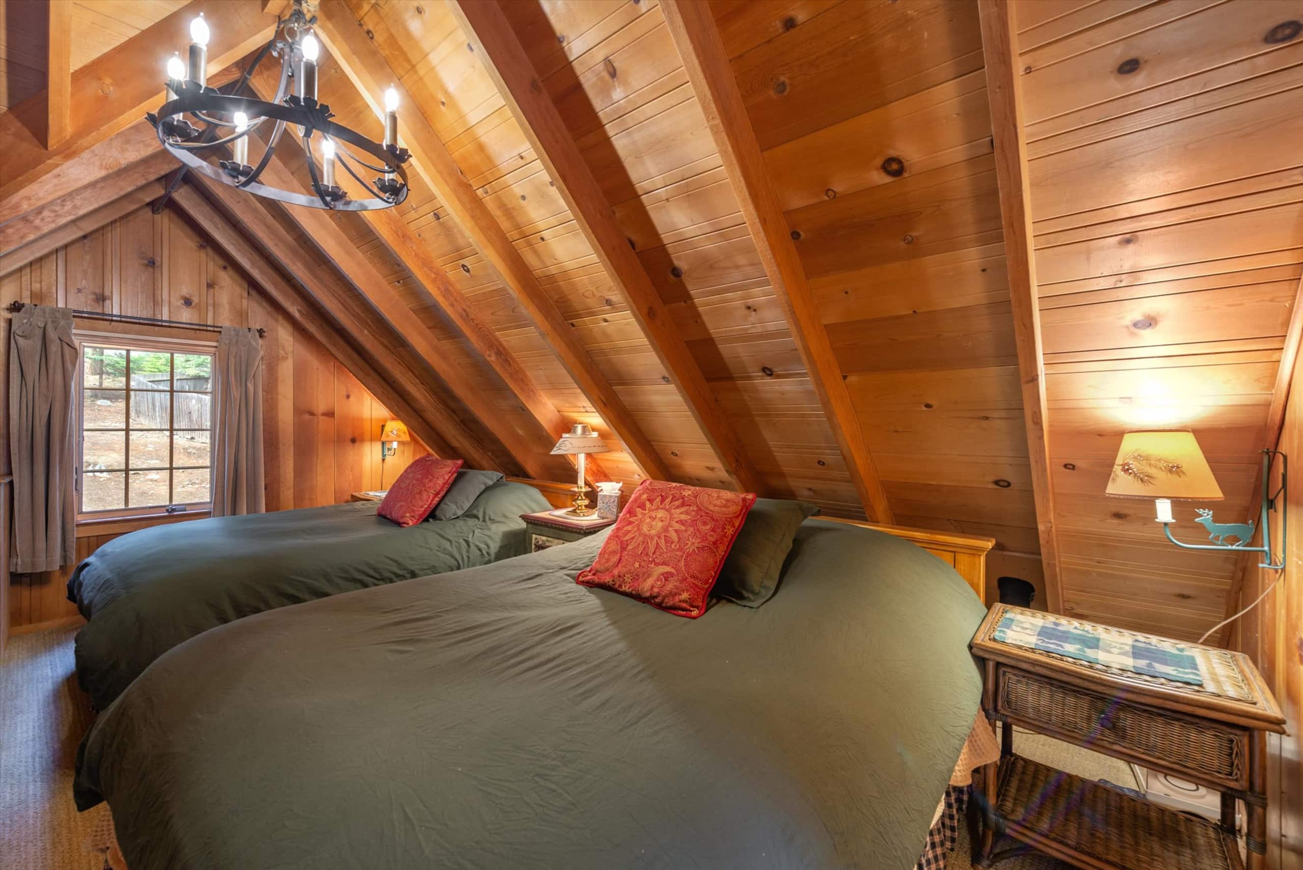 Classic Tahoe Log Cabin Near Lake + Hot Tub - Photo 15