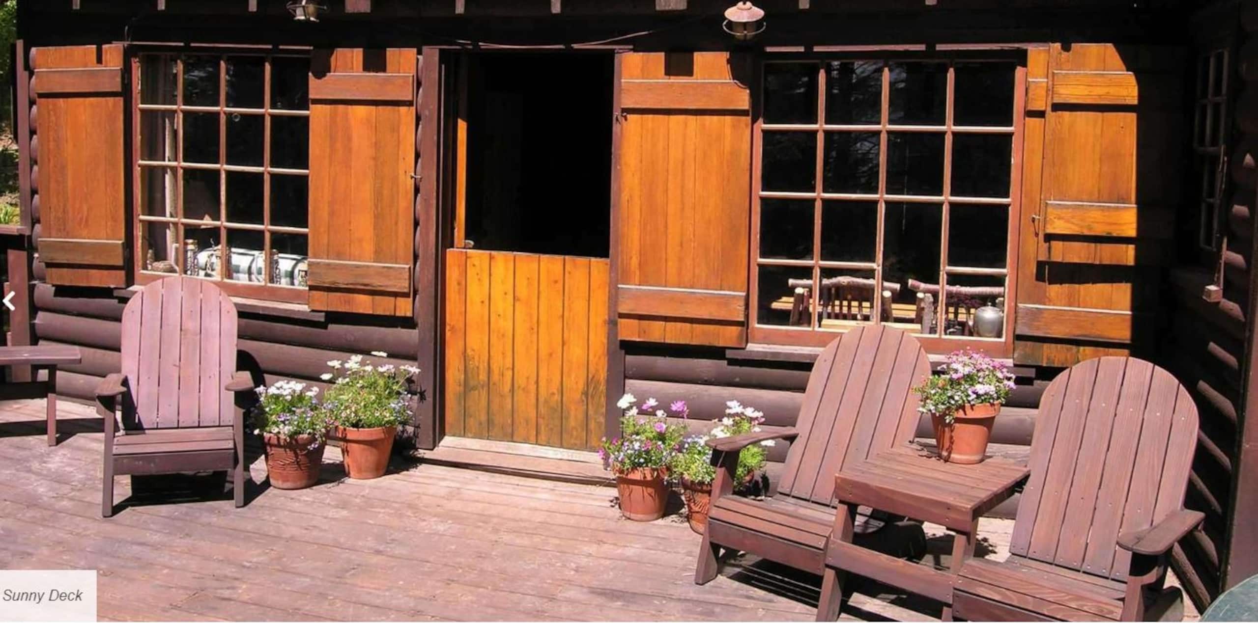 Classic Tahoe Log Cabin Near Lake + Hot Tub - Photo 6