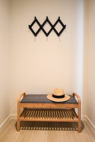 Brussels Delight: Elegant 2-BR City Apt gallery image 4