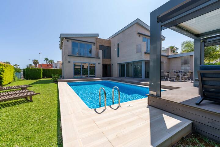 Oliva Nova Turismo managed Airbnb listing 3