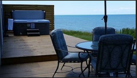Geneva, Direct Lakefront, Hot Tub, Ohio's Wine Cou